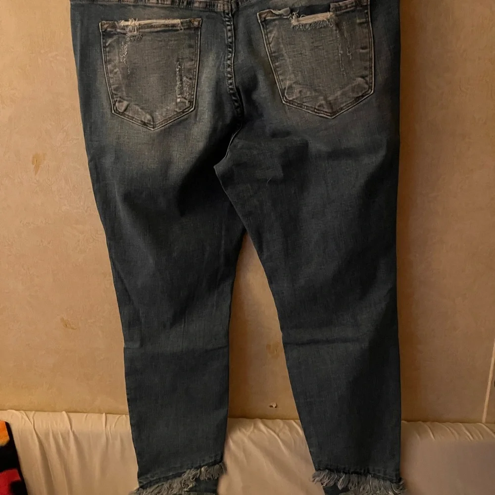 Kancan Mid-Rise Ankle Skinny Blue Jeans - Picture 7 of 9